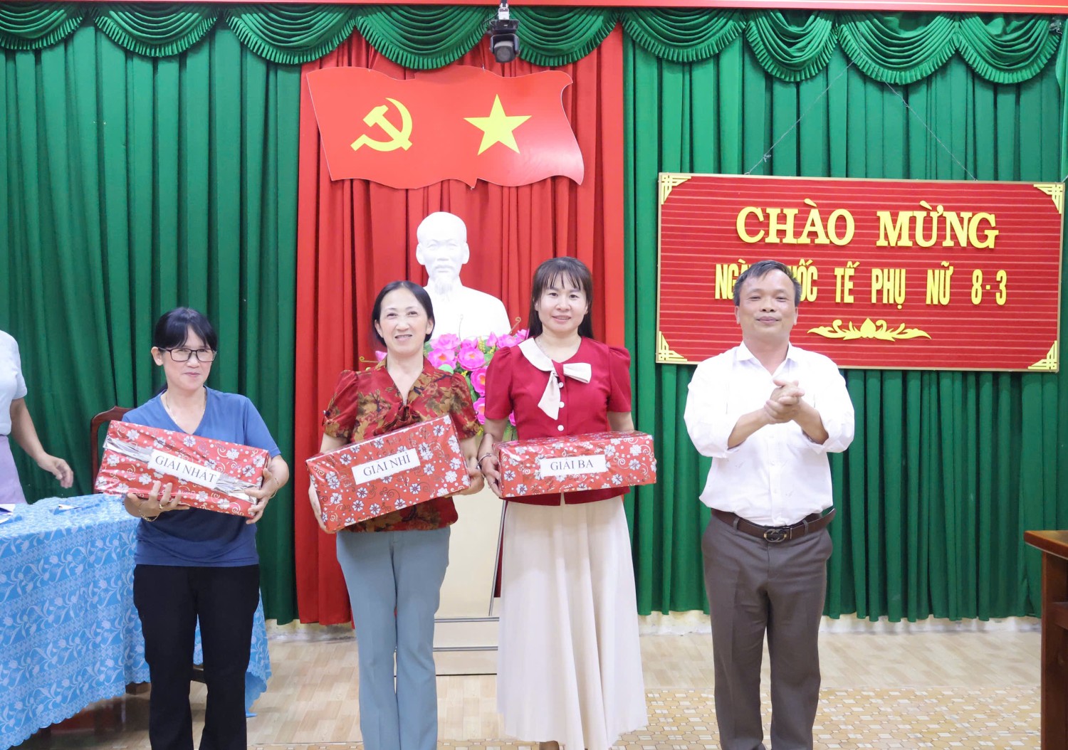 TRƯỜNG THCS TÂN THÀNH TỔ CHỨC HOẠT ĐỘNG CHÀO MỪNG NGÀY QUỐC TẾ PHỤ NỮ 8/3