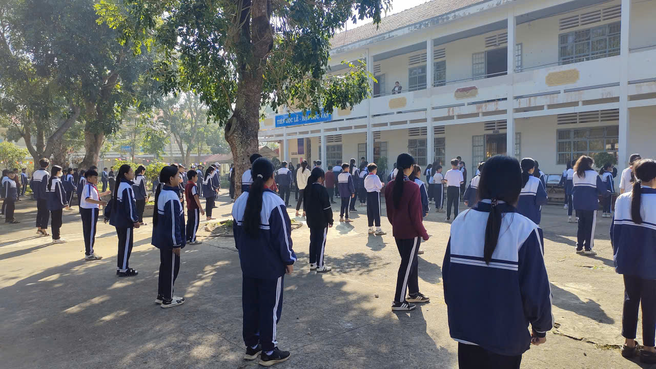 GIỜ RA CHƠI TRẢI NGHIỆM – SÔI NỔI, BỔ ÍCH VÀ TRÀN ĐẦY NĂNG LƯỢNG